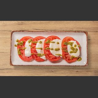 САЛАТА КАПРЕЗЕ 0.300гр