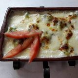 Броколи със синьо сирене