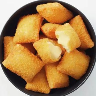 Възглавнички от топено сирене със сладко от боровинки 250гр