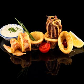 Хрупкав калмар със сладък чили сос (250г)