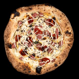 Пица Салсиче с фондю от провалоне (500гр)