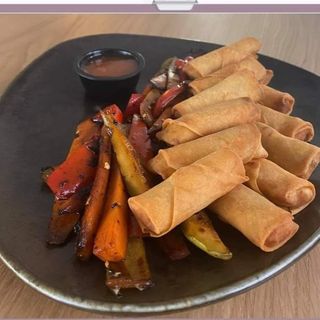 1 Пролетни рулца с чили сос 300 г