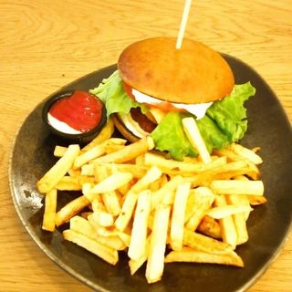 1 Пилешки бургер