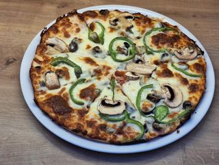 Пица Капричоза