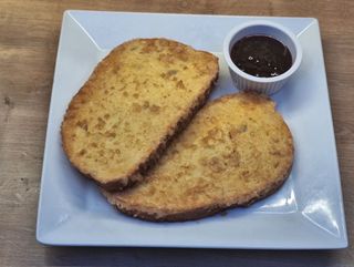 Пържени филии 2 бр.