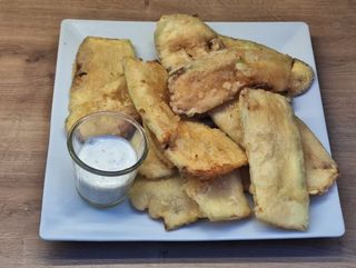 Тиквички по Гръцки с млечен сос 300 г