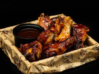 Пушени пилешки крила (350г)