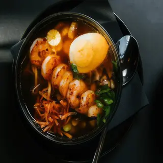 Рамен със скариди (450г)