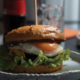 Телешки бургер (400г)