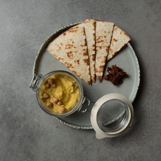 Домашен хумус (200г)