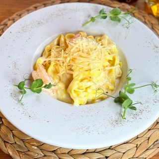 Argentinian grilled shimps with fettuccini Alfredo (300г)
