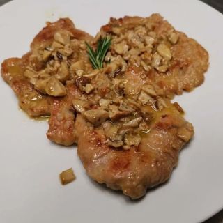 Скалопине от италианско телешко бон-филе с манатарки 300гр.