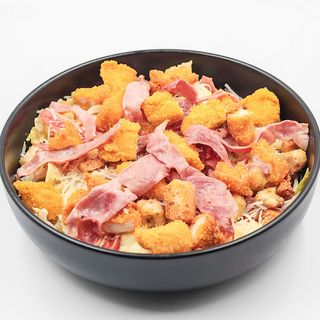 Салата Цезар с хрупкаво пиле  (300г)