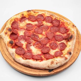 Пица Пеперони пикантен (400г)