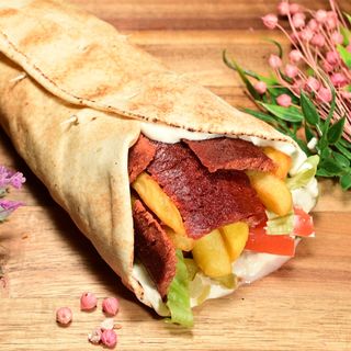 Голям дюнер телешки Суджу с допълнително месо