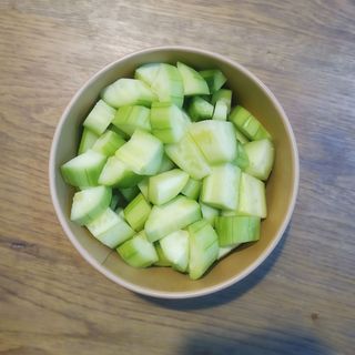 Салата Краставици (400г)