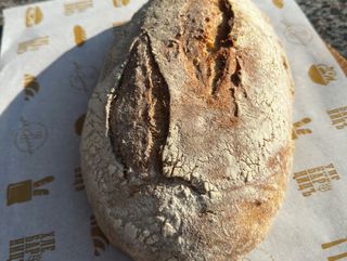 Пълнозърнест хляб с квас