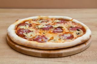 Пица Емилиано