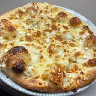 Домашна пърленка със сирене и кашкавал  (350г)