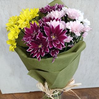 Букет хризантеми микс