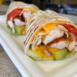 Бурито с печено пиле