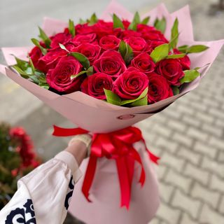 Голям букет с 39 червени рози