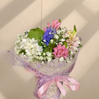 Букет с 5 зюмбюла 