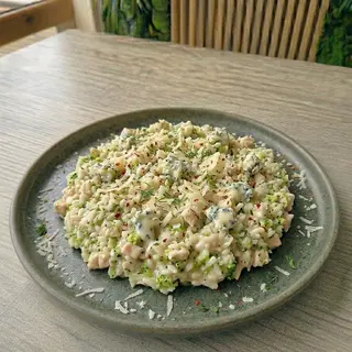 Ризото с пиле и гъби (350г)