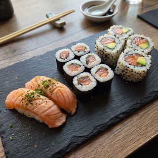 Сьомга сет (10бр-220г)