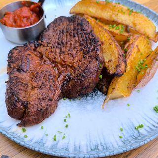 Пържола от свински врат (350 гр.)