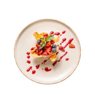 Маскарпоне с ягоди