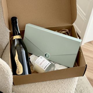 Подаръчна кутия BONBON VIVANT Пенливи моменти