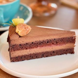 Парче торта Шоколад и ягода /веган/ (160 гр)