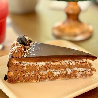 Цяла торта Баунти - 12 парчета