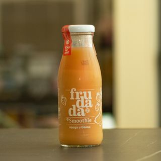 Фрудада смути от ягода и банан (250мл)