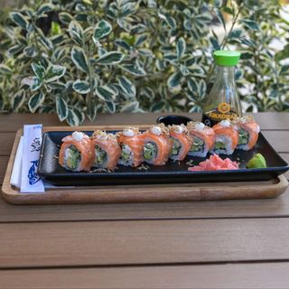 Трюфел Скариди и Сьомга (8бр 240г)