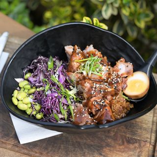 Бавно готвено Свинско с "Хойсин" сос