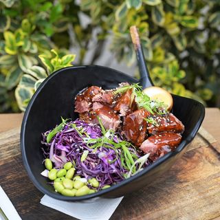 Бавно готвено Телешко с "Якинику" сос