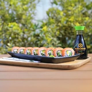 Покрита ролка с Пушена сьомга (8бр 240г)