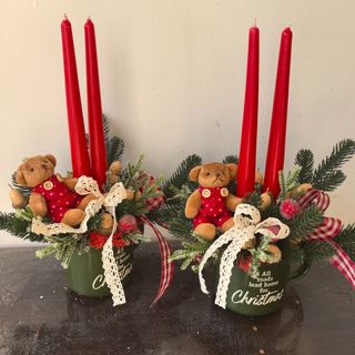 Аранжировка със свещ и мече