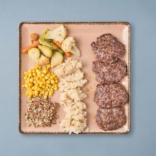 Блек Ангъс кюфтенца с три гарнитури( Шампионска лига)