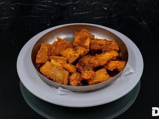 Телешко шкембе в масло с лют пипер и чесън (180г)