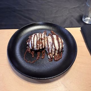 Бисквитена торта с маскарпоне и шоколад (100гр.)