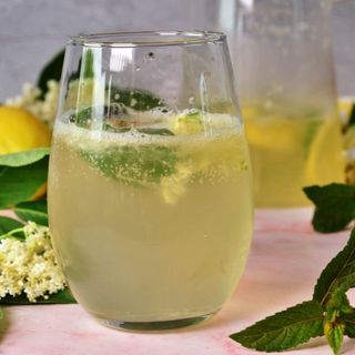 Лимонада Бъз  (450мл)