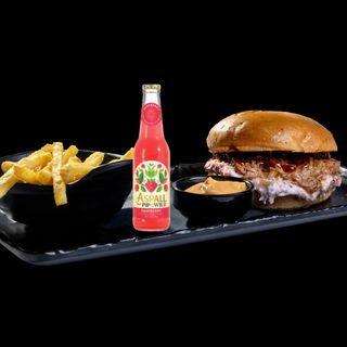 Бургер с дърпано свинско 400 гр. + Подарък Сайдер Aspall 0.330 мл.