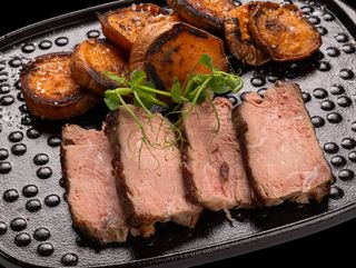 Телешки филенца със сладък картоф (300гр.)