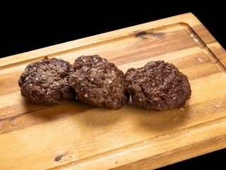 Телешки кюфтета на жар (160гр.)