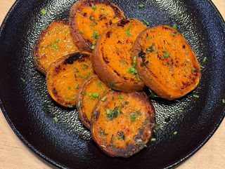 Гарнитура Печени сладки картофки (200гр.)