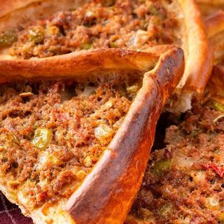 Пиде с кайма (300г)