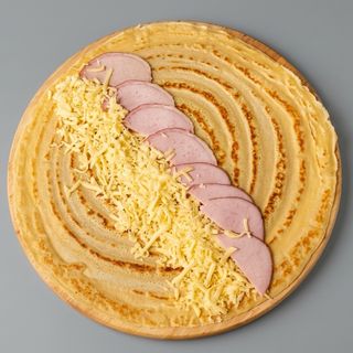 Палачинка свинско филе и кашкавал (40см/220гр)